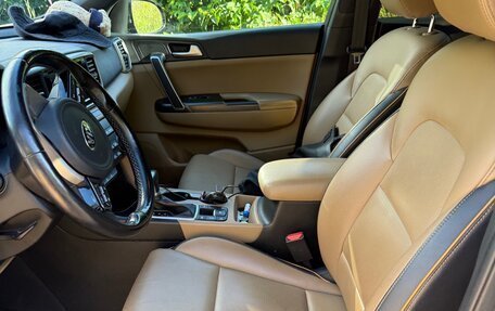 KIA Sportage IV рестайлинг, 2018 год, 2 100 000 рублей, 6 фотография