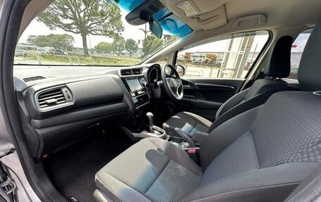 Honda Fit III, 2018 год, 810 000 рублей, 11 фотография
