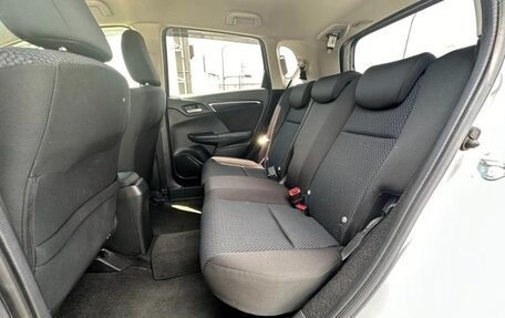 Honda Fit III, 2018 год, 810 000 рублей, 9 фотография