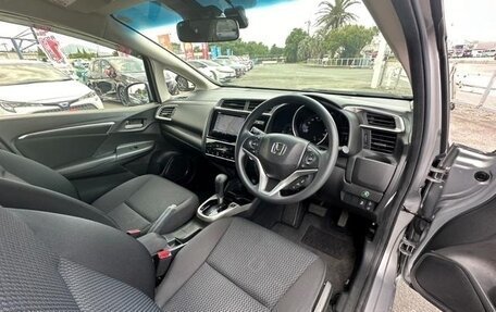 Honda Fit III, 2018 год, 810 000 рублей, 12 фотография