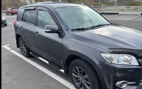 Toyota RAV4, 2011 год, 1 750 000 рублей, 2 фотография