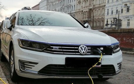 Volkswagen Passat B8 рестайлинг, 2016 год, 1 930 000 рублей, 6 фотография