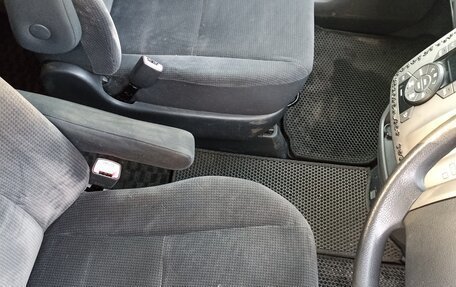 Toyota Noah III, 2010 год, 1 400 000 рублей, 16 фотография