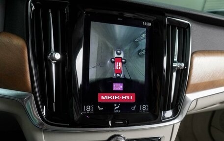Volvo S90 II рестайлинг, 2017 год, 2 469 000 рублей, 12 фотография
