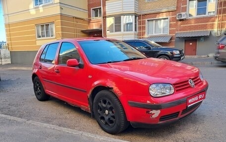 Volkswagen Golf IV, 1998 год, 220 000 рублей, 1 фотография