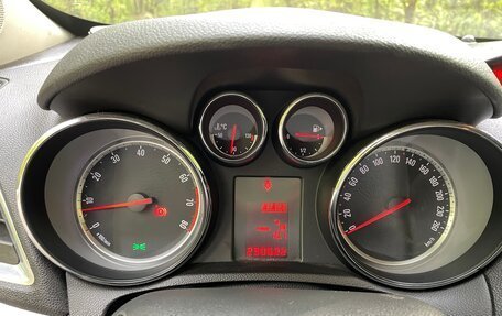 Opel Mokka I, 2014 год, 950 000 рублей, 23 фотография