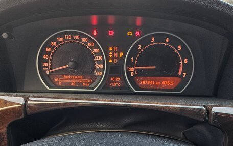 BMW 7 серия, 2004 год, 650 000 рублей, 8 фотография