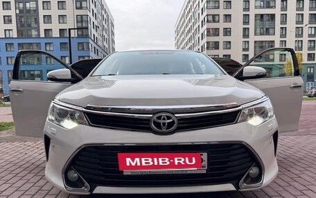 Toyota Camry, 2014 год, 2 200 000 рублей, 18 фотография