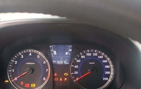 Hyundai Solaris II рестайлинг, 2014 год, 650 000 рублей, 19 фотография
