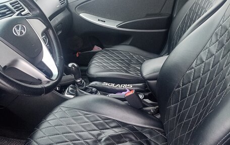 Hyundai Solaris II рестайлинг, 2014 год, 650 000 рублей, 24 фотография