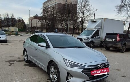 Hyundai Elantra VI рестайлинг, 2019 год, 1 700 000 рублей, 2 фотография
