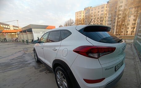 Hyundai Tucson III, 2018 год, 1 820 000 рублей, 3 фотография