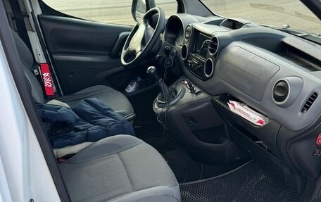 Peugeot Partner II рестайлинг 2, 2011 год, 460 000 рублей, 8 фотография