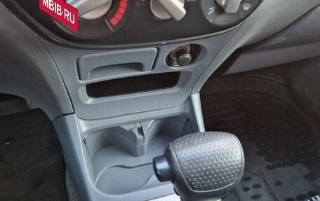 Toyota RAV4, 2002 год, 895 000 рублей, 26 фотография