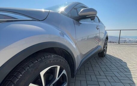 Toyota C-HR I рестайлинг, 2017 год, 1 550 000 рублей, 6 фотография