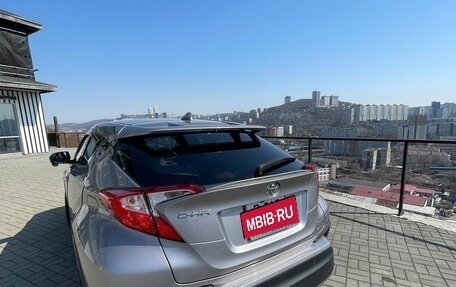Toyota C-HR I рестайлинг, 2017 год, 1 550 000 рублей, 3 фотография