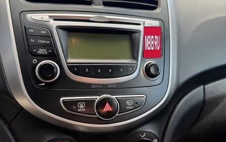 Hyundai Solaris II рестайлинг, 2013 год, 630 000 рублей, 9 фотография