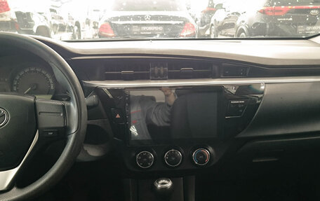 Toyota Corolla, 2014 год, 1 099 000 рублей, 18 фотография