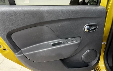 Renault Sandero II рестайлинг, 2014 год, 810 000 рублей, 13 фотография