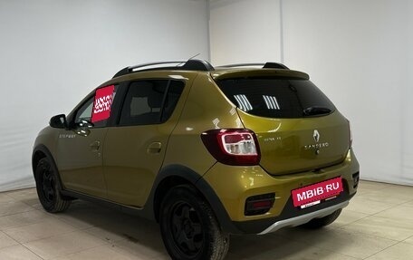 Renault Sandero II рестайлинг, 2014 год, 810 000 рублей, 4 фотография