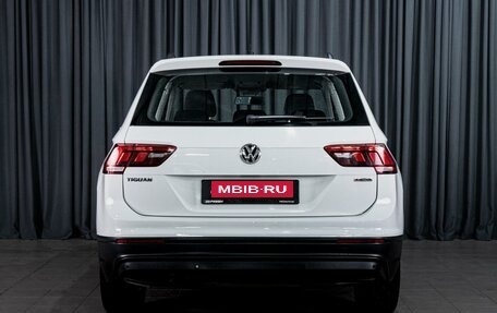 Volkswagen Tiguan II, 2019 год, 2 349 000 рублей, 4 фотография