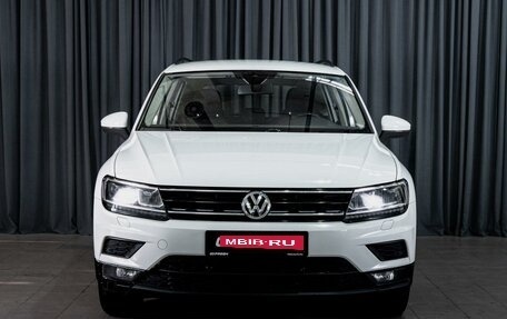 Volkswagen Tiguan II, 2019 год, 2 349 000 рублей, 3 фотография