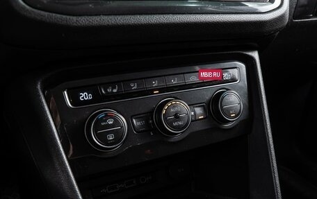 Volkswagen Tiguan II, 2019 год, 2 349 000 рублей, 14 фотография
