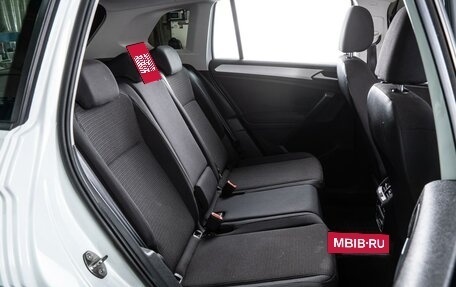 Volkswagen Tiguan II, 2019 год, 2 349 000 рублей, 7 фотография