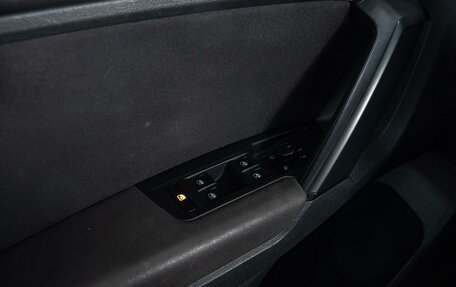 Volkswagen Tiguan II, 2019 год, 2 349 000 рублей, 20 фотография