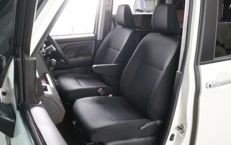 Toyota Roomy I, 2018 год, 1 099 000 рублей, 8 фотография