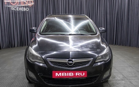 Opel Astra J, 2011 год, 449 000 рублей, 2 фотография