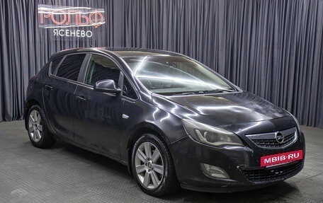 Opel Astra J, 2011 год, 449 000 рублей, 3 фотография
