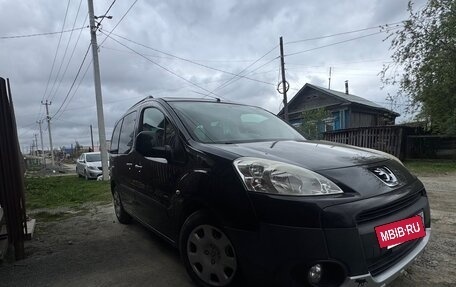Peugeot Partner II рестайлинг 2, 2011 год, 720 000 рублей, 4 фотография