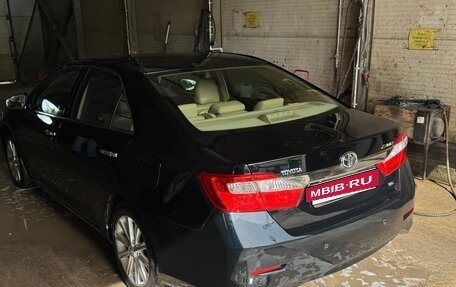 Toyota Camry, 2013 год, 1 600 000 рублей, 3 фотография