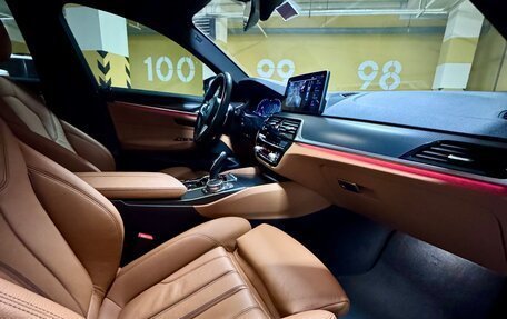 BMW 5 серия, 2021 год, 6 999 999 рублей, 8 фотография