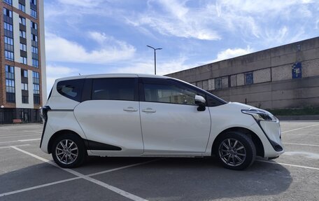 Toyota Sienta II, 2019 год, 1 490 000 рублей, 6 фотография