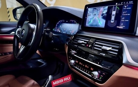 BMW 5 серия, 2021 год, 6 999 999 рублей, 12 фотография