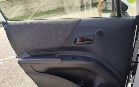 Toyota Sienta II, 2019 год, 1 490 000 рублей, 28 фотография