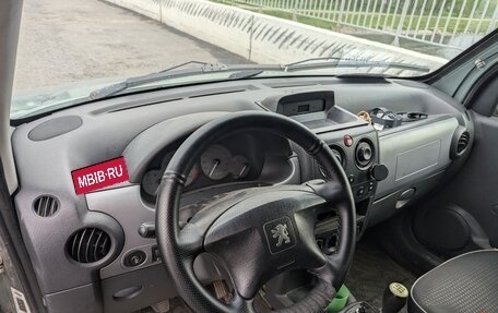 Peugeot Partner II рестайлинг 2, 2005 год, 490 000 рублей, 9 фотография