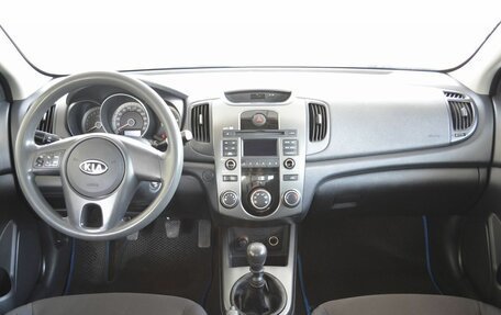 KIA Cerato III, 2010 год, 899 000 рублей, 9 фотография
