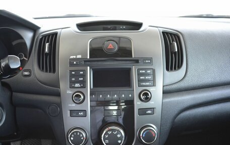 KIA Cerato III, 2010 год, 899 000 рублей, 10 фотография