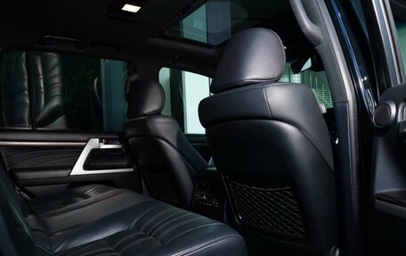 Toyota Land Cruiser 200, 2019 год, 7 899 999 рублей, 15 фотография