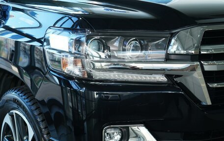 Toyota Land Cruiser 200, 2019 год, 7 899 999 рублей, 9 фотография