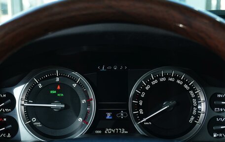 Toyota Land Cruiser 200, 2019 год, 7 899 999 рублей, 17 фотография