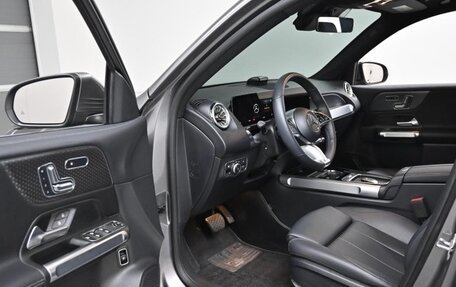 Mercedes-Benz GLB, 2024 год, 3 850 000 рублей, 11 фотография