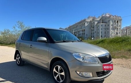 Skoda Fabia II, 2013 год, 900 000 рублей, 5 фотография