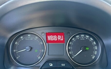 Skoda Fabia II, 2013 год, 900 000 рублей, 14 фотография
