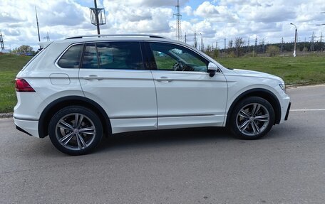 Volkswagen Tiguan II, 2018 год, 3 500 000 рублей, 4 фотография