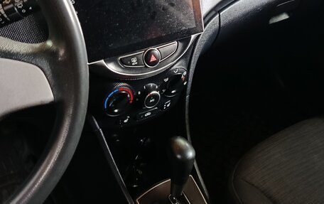 Hyundai Solaris II рестайлинг, 2014 год, 585 000 рублей, 4 фотография