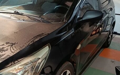 Hyundai Solaris II рестайлинг, 2014 год, 585 000 рублей, 2 фотография